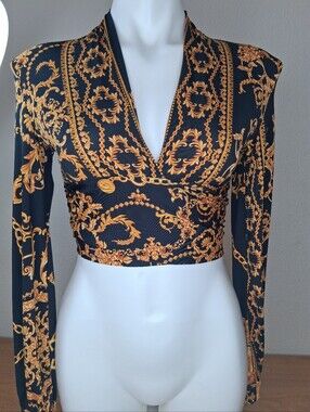 Black & Gold Baroque Open-Back Wrap Crop Top – Long Sleeve